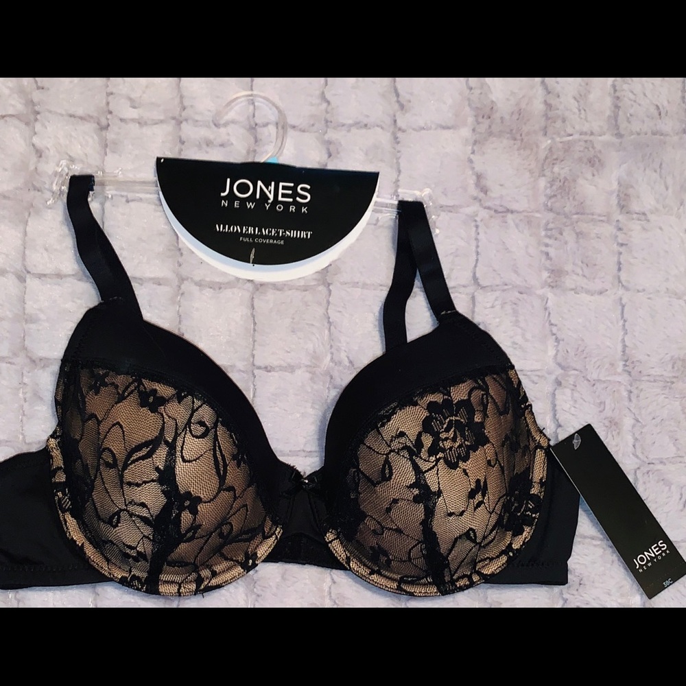 NWT Ladies size 38C Jones New York Black Lace Bra